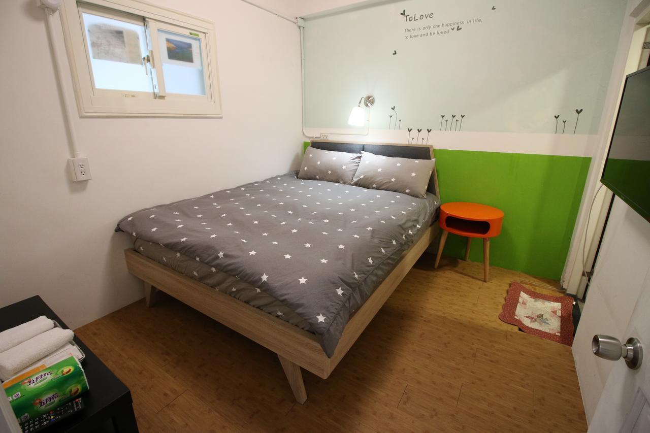 Corner Inn九份住宿I 小角落民宿I 機車租借I日夜間導覽 Eksteriør bilde